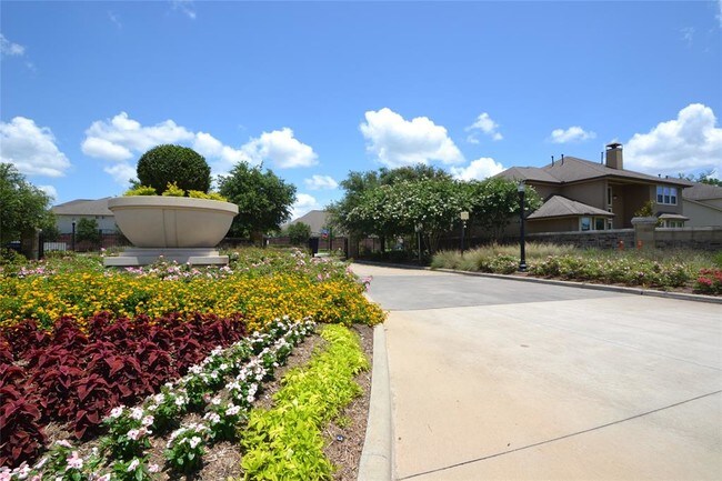 Building Photo - 5918 Crawford Hill Ln