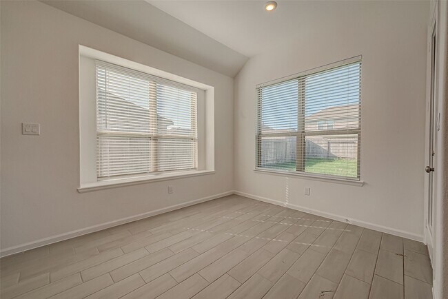 Building Photo - 5010 Slate Prt Ct