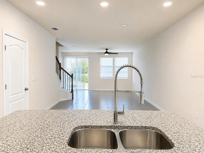 Building Photo - 172 Redbud Rd