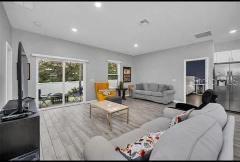 Building Photo - 241 Grouper Ct