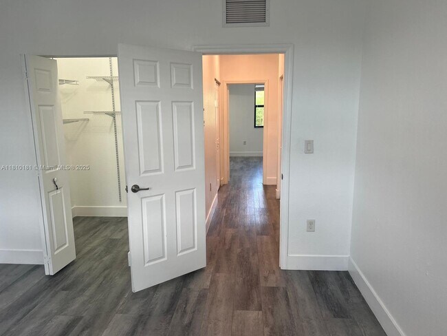 Building Photo - 9212 W 33rd Way