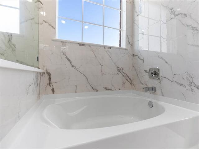 Building Photo - 1020 Texas St