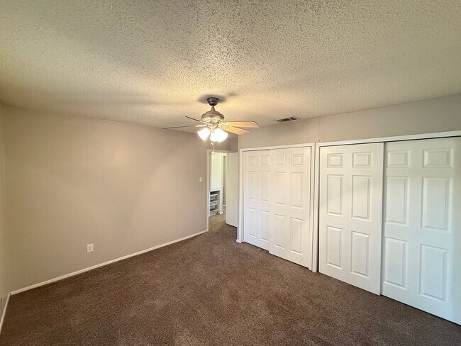Building Photo - Large lot With Mature Trees and a Spacious...