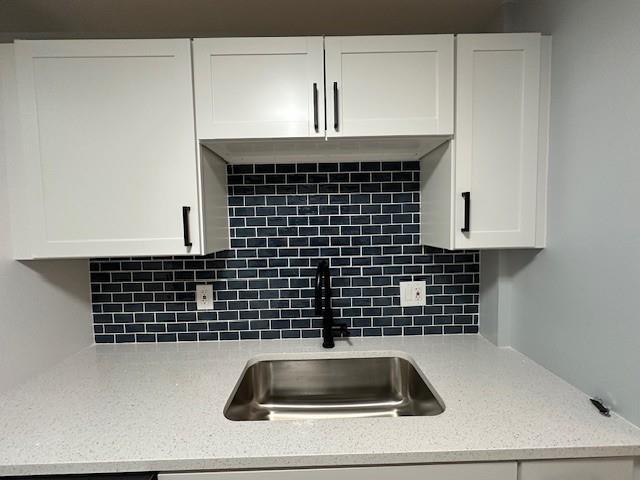 Building Photo - 2700 Coral Springs Dr