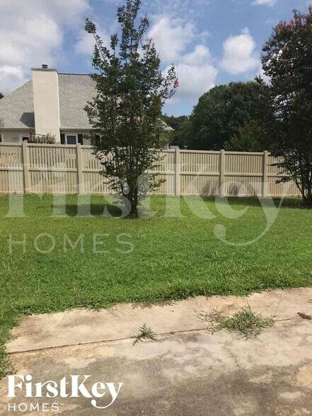 Building Photo - 340 Weatherly Dr