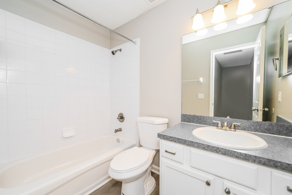 Building Photo - 1043 Gallant Fox Cir S