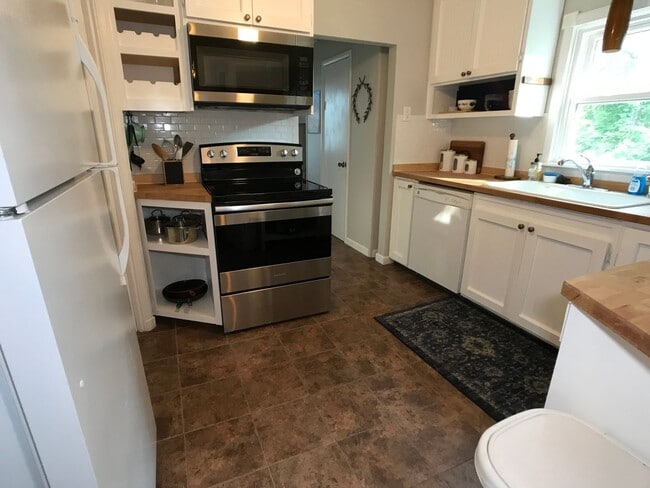 Building Photo - Furnished Single-Family in State College - Short-Term Possible