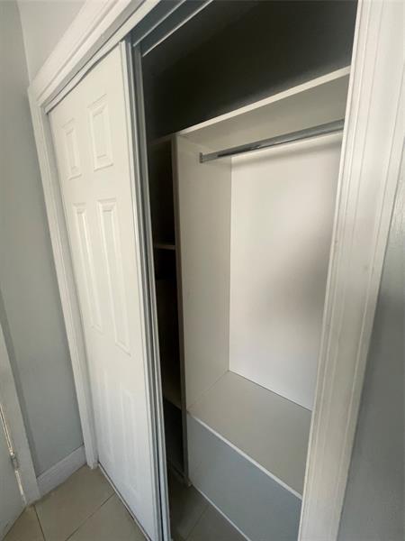 Building Photo - 363 SW 15th St