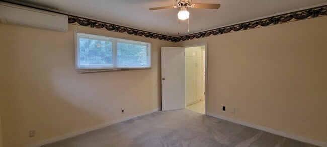 Building Photo - 17900 NE Hillsboro Hwy