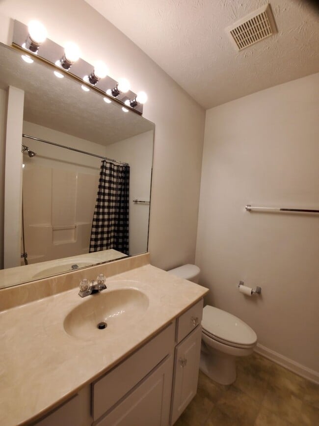 Building Photo - CHECK OUT THIS STUNNER!!  Beautifully Updated, Spacious 2 Bedrooms, 2 Full Baths Storage Closet A...