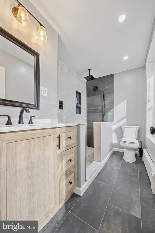 Building Photo - 455 Delmar St