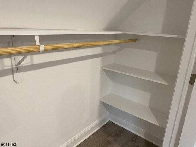 Building Photo - 105 Union Ave