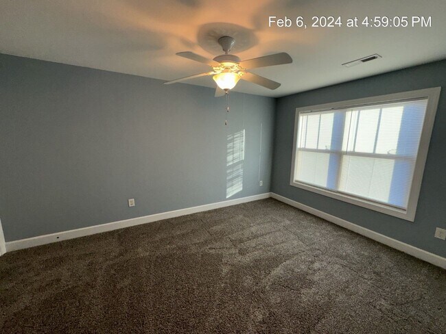 Building Photo - 118 Blackhawk Lane