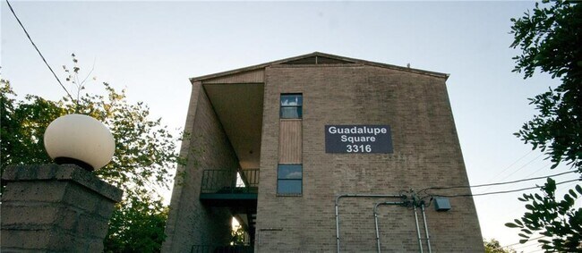 Building Photo - 3316 Guadalupe St