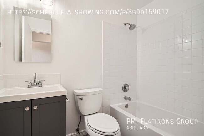 Building Photo - 5428 W 115th Dr