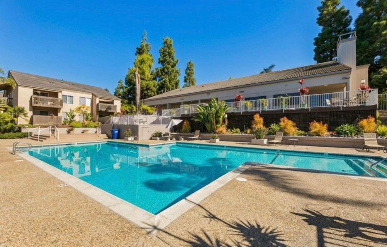 Building Photo - 8503 Villa La Jolla Dr