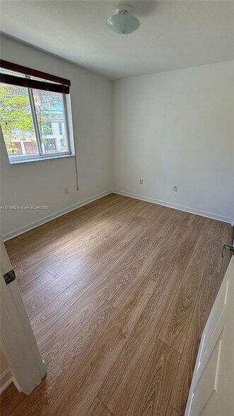 Building Photo - 5838 Devonshire Blvd