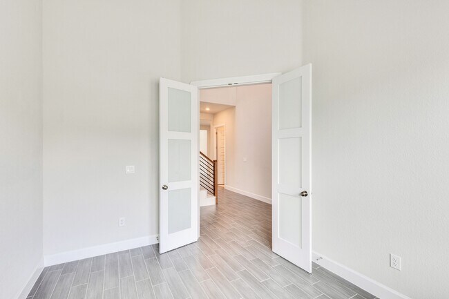 Building Photo - 4702 Sea Salt Dr