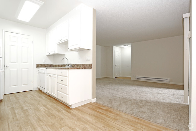 1x1 kitchen and living room - Oak Pointe Apartments