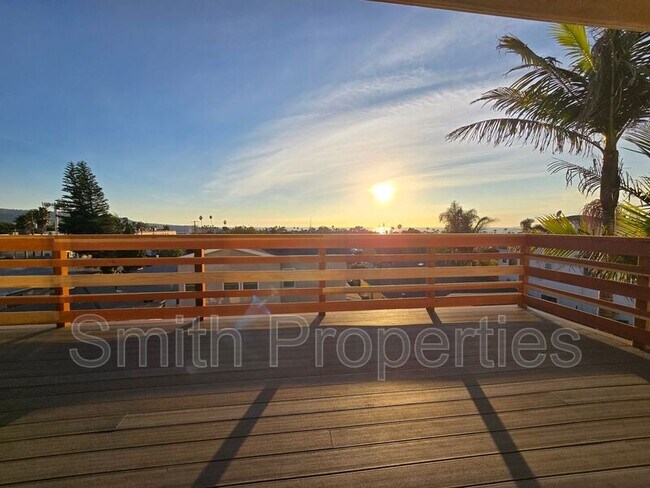 Building Photo - 509 N Helberta Ave