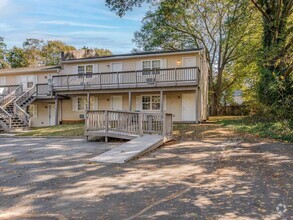 Building Photo - REMODELED 1 BD 1 BT WEST CHARLOTTE LOCATION!