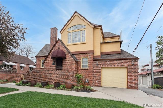 Building Photo - 2826 E 5th Ave