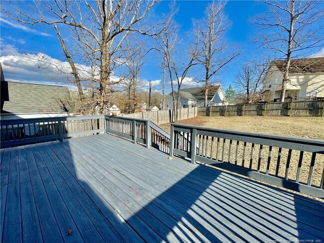 Building Photo - 1607 Pendleton Ct