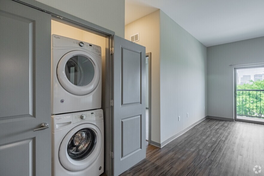 2BR, 2BA - B2 - 1,068SF - In-Unit Laundry - Eastside Heights