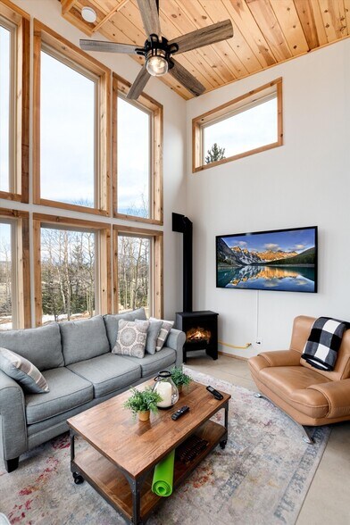 Building Photo - 71 Mountain Vista