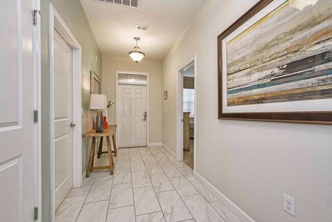 Building Photo - 9160 Scramble Dr