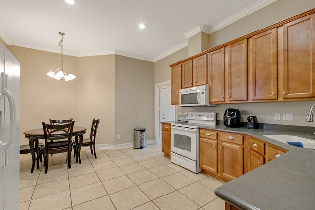 Building Photo - 1631 Osprey Pointe Dr