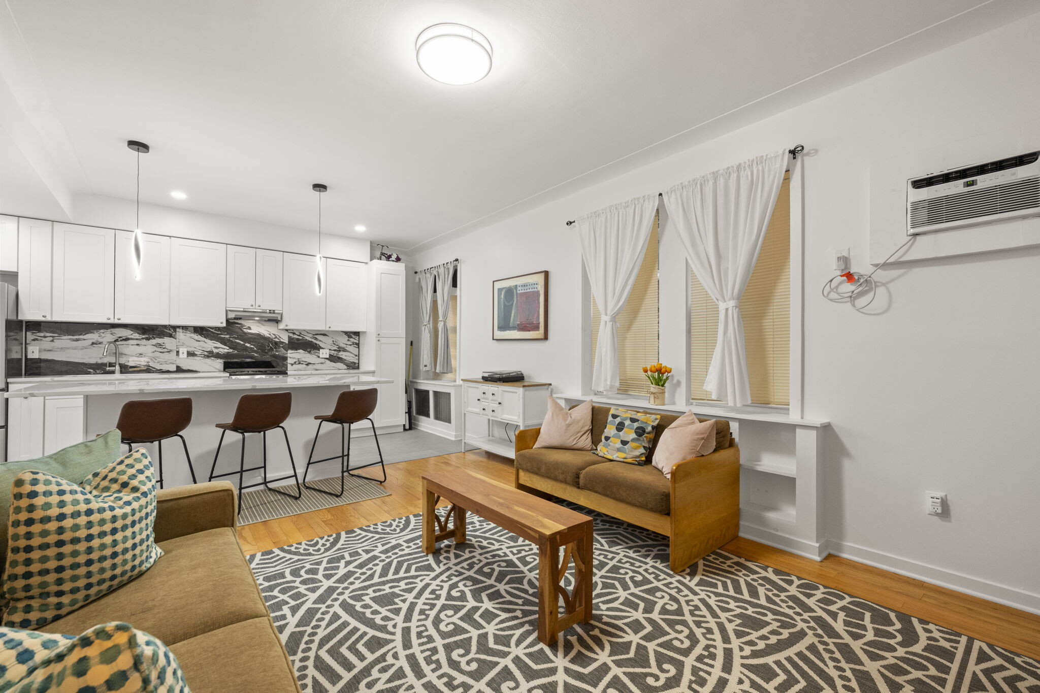 Building Photo - 6015 Boulevard E