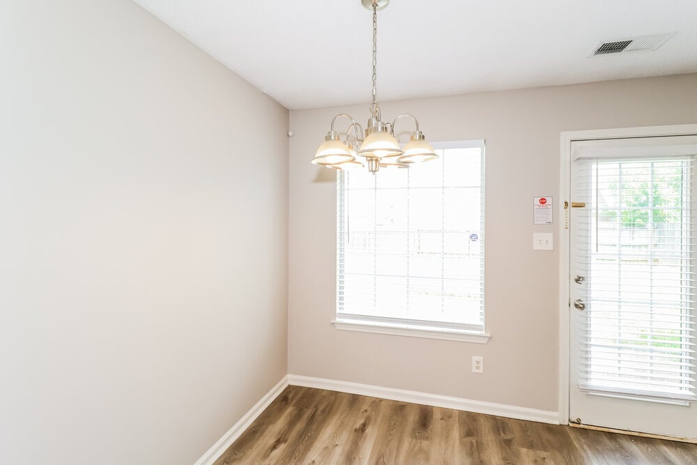 Building Photo - 10000 Houston Birch Dr