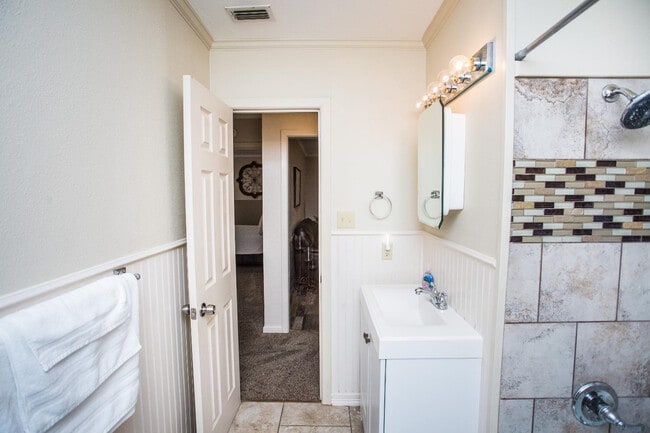 Building Photo - 4407 35th St