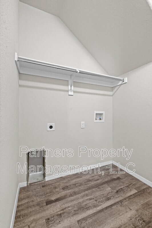 Building Photo - 2287 S Ouachita Dr