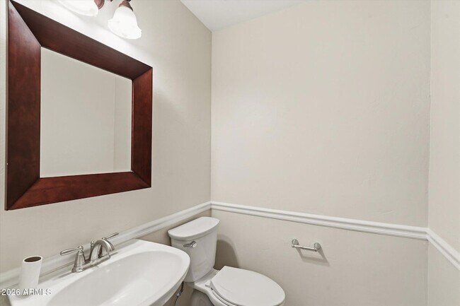 Building Photo - 15034 S 47th St