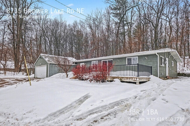 Building Photo - 8735 Brower Lake Rd NE