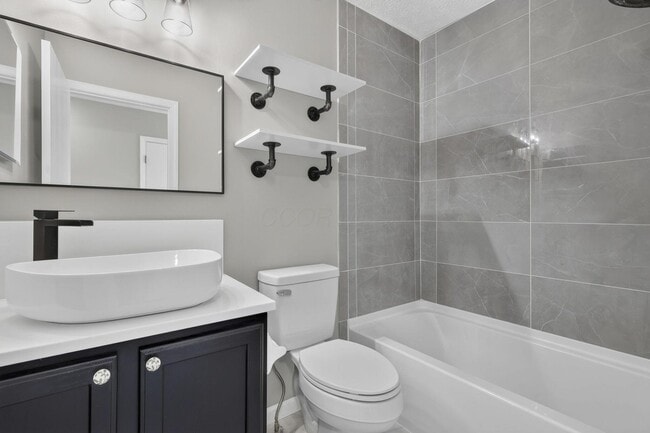 Building Photo - 9166 Windy Creek Dr