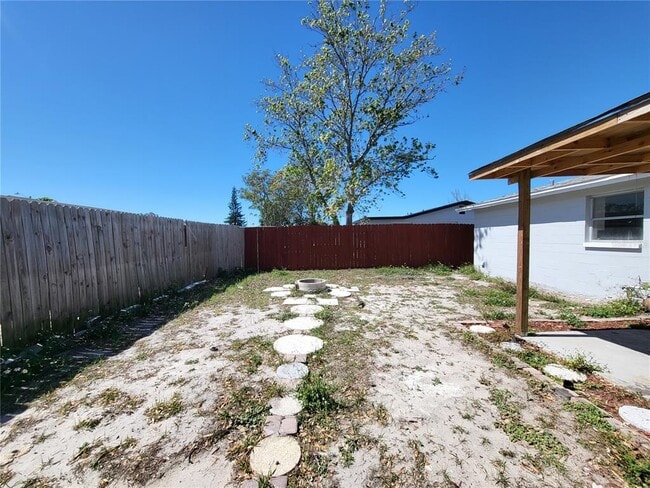 Building Photo - 7834 Birchwood Dr