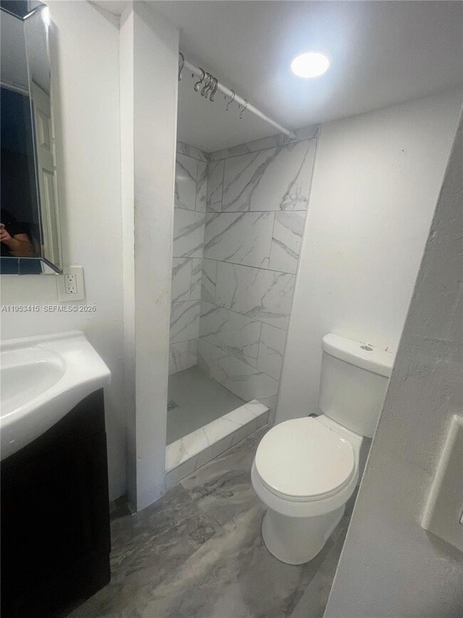 Building Photo - 1044 SW 145 Ct