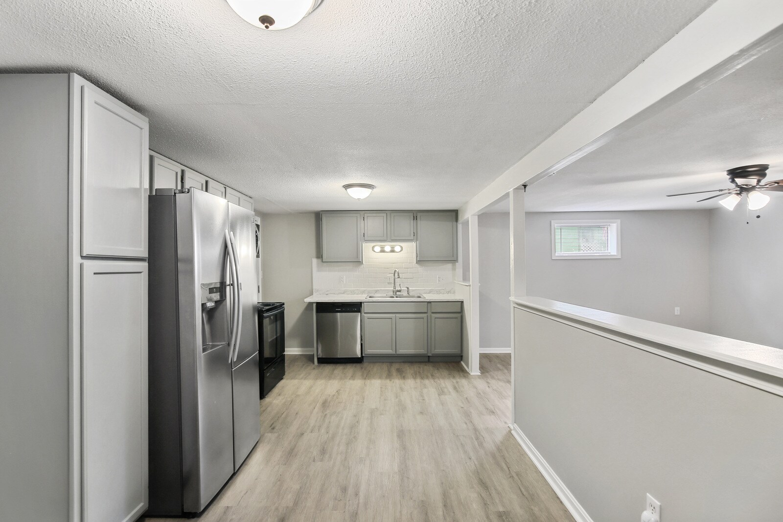 Kitchen - 1110 E Walnut St