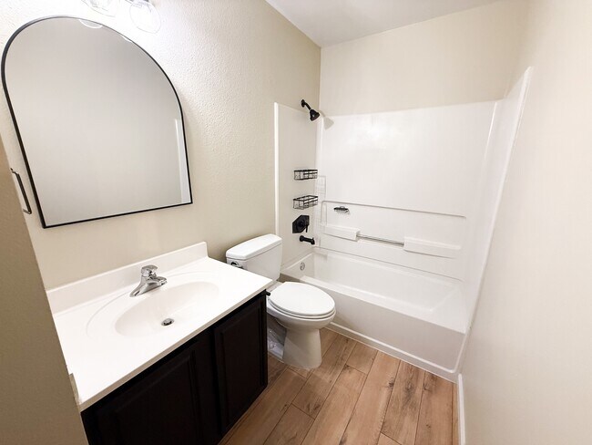 Building Photo - 3423 Maitland