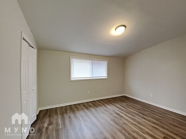 Building Photo - 3231 Tena Ruth Cove