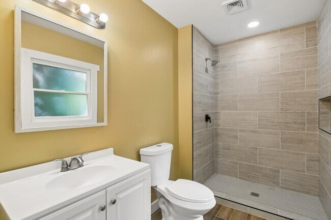 Building Photo - 2799 Brookcliff Landing NE