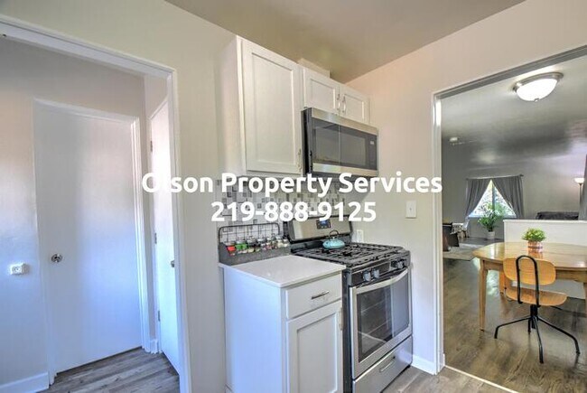 Building Photo - 6215 Glen Dr