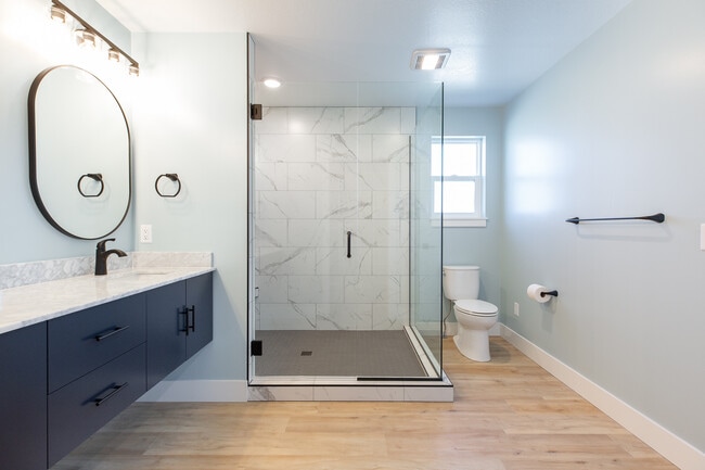 Building Photo - 5377 Remington Dr