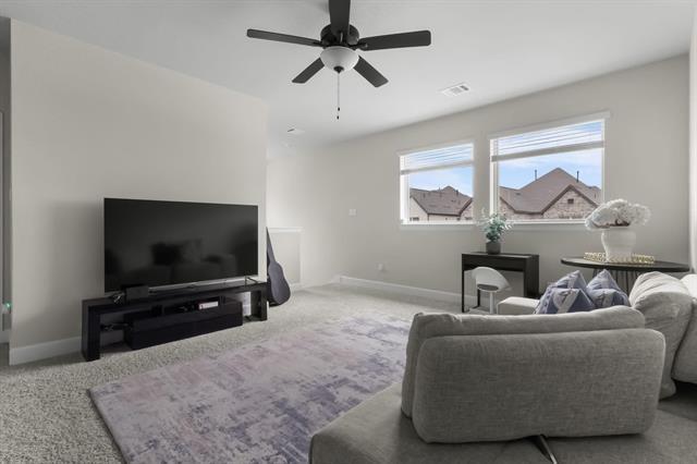 Building Photo - 711 Prairie Falcon Dr