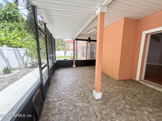 Building Photo - 4314 Boat Club Dr