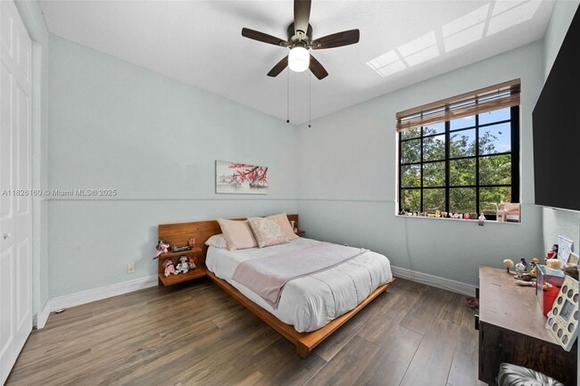 Building Photo - 2876 Kinsington Cir
