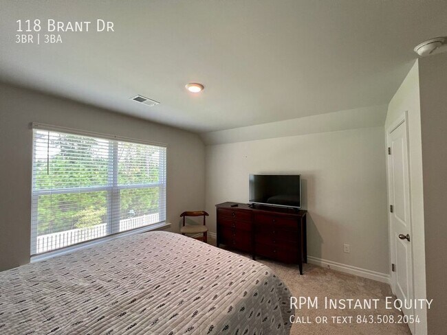 Building Photo - 118 Brant Dr